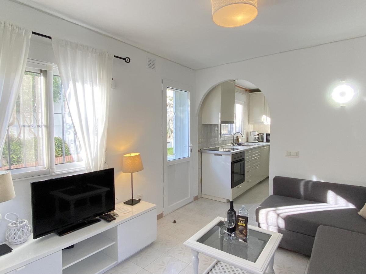 Villa Sandra Al Fresco Apartment 内尔哈 外观 照片