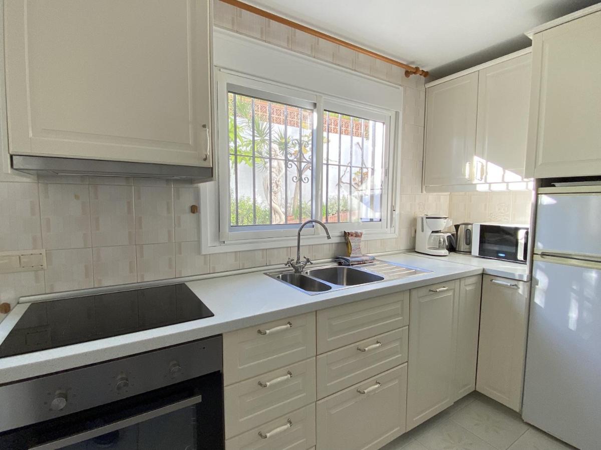 Villa Sandra Al Fresco Apartment 内尔哈 外观 照片