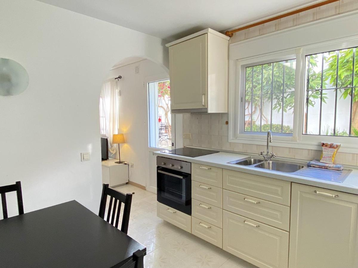 Villa Sandra Al Fresco Apartment 内尔哈 外观 照片